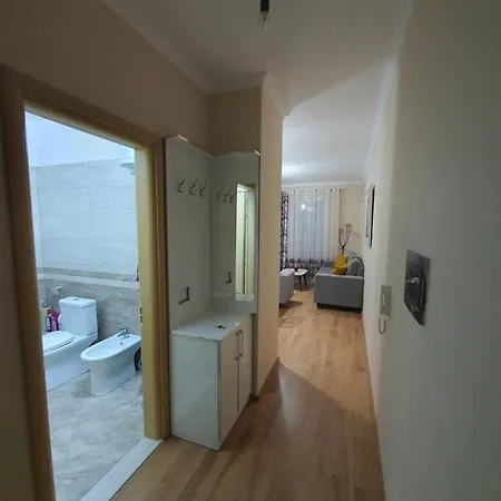 Savio House * בראט